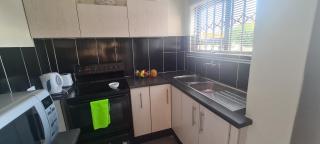 Three Stones Executive Apartments - 5