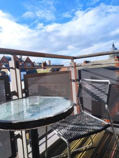 City Centre 2 bedrooms 2 Ensuite Flat free parking - 2