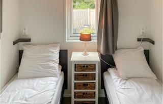 Stunning Home In Scherpenisse With Wifi - Scherpenisse - 7