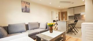 First floor Flat 1 Northwood - 6