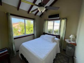 CentralCity “Paradise” Private Mini Resort & Pool - Belize City - 3