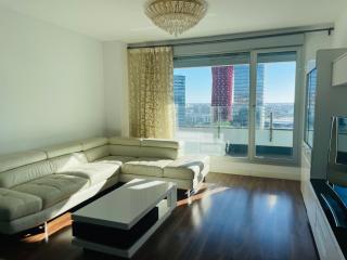 Fira de Barcelona City View Apartment with Garage Parking - Hospitalet de Llobregat - 9