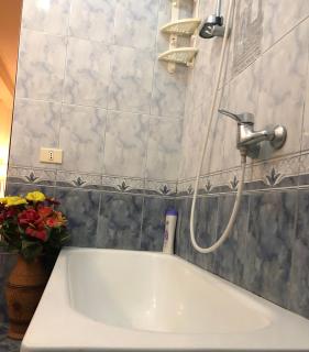 Vogli's House Apartments & Rooms - Durazzo - 1
