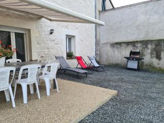 Gîte spacieux près du zoo de Beauval avec cour privative, terrasse, et équipements complets - FR-1-591-371 - Lye - 2