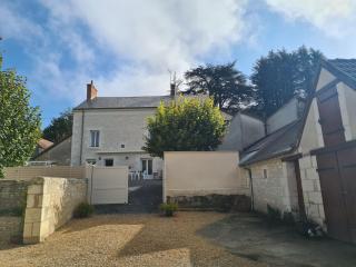 Gîte spacieux près du zoo de Beauval avec cour privative, terrasse, et équipements complets - FR-1-591-371 - Lye - 1