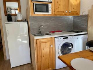 Studio cabine, 4 pers, Risoul, proche commerces, Cuisine équipée, Balcon, Animaux acceptés - FR-1-330-559 - Risoul - 4