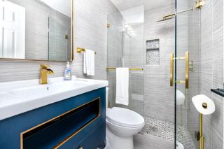 Palm Harbor Paradise - Spacious Home In Quiet Neighborhood with Heated Pool, Billiard Room, Hot Tub - 3