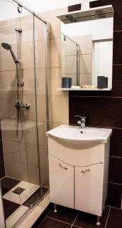 Molnar Apartment Cozy City Center Retreat for 2 AC & Perfect Location! - 1