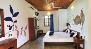 Blue Turtle Hotel - Tissamaharama - 9