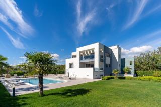 Villa Marijeta exclusive 5 star villa with 50sqm private pool, 6 bedrooms and playroom - Split - 1