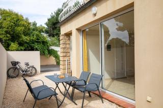 Villa de 200 m2 avec piscine proche du centre-ville - 4