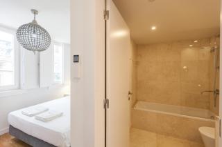 FLH Mouraria Blue Design with Parking & Pool - Lissabon - 2