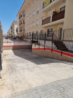 Alojamiento con piscina y parking en Sevilla - La Algaba - 1
