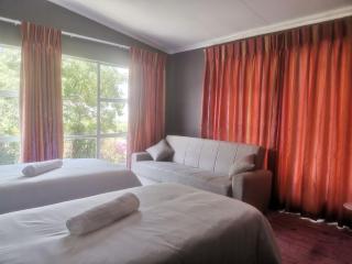 The Calm Views Holiday Home - 1