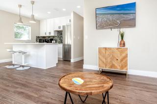 Modern Vacation Home 3BR 1BTH Close to Gulf Beach - Largo - 1