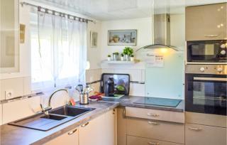 Lovely Home In Saint-Sauveur-Lalande - Saint-Rémy - 5