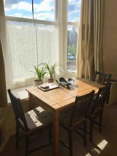 Scoresby's - 2-bedroom apartment with parking - Whitby - 4