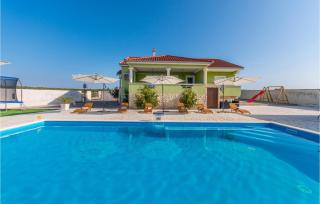 Stunning Home In Gornje Rastane - 6