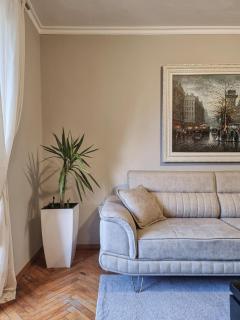 Tirana Center Cozy Apartment - Tirana - 0