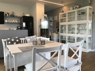 Ferienwohnung " Seaflat " an der Ostsee, Strandkorb, Kamin, free W-LAN by SEASIDE - Rosenhagen - 4