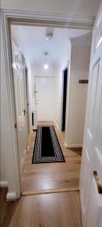2 Bedroom Apartment - Greater London - Dagenham - 1