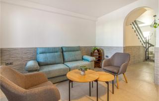 Amazing Home In Torrevieja With Kitchen - 7