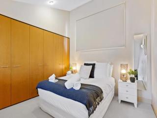Viaduct Duplex - free parking best location - Auckland - 9