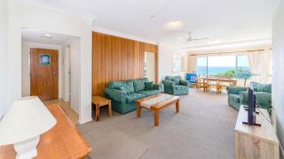 Bindaree unit 7 - Yamba - 9