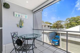 Smooth Sailing -Modern 2 bedroom apartment! - Bellara - 3