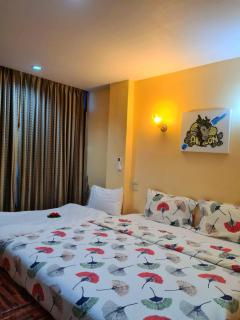 Happy Holidays Patong - 1