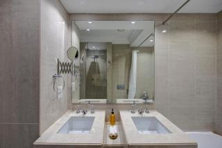 Durrani Homes - Souk Al Bahar Living Besides Burj khalifa & Fountain - Dubai - 4