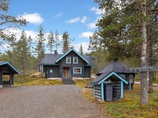 Holiday Home Tievanlaita 10 by Interhome - Äkäslompolo - 0