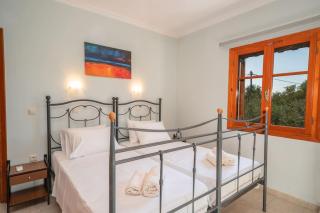 Afroditi Holiday Home- Green View Apartment - Svoronata - 4
