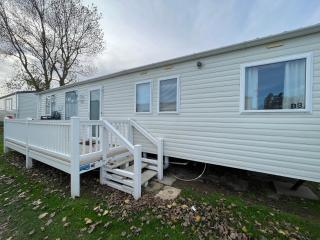 Bittern 8, Scratby - California Cliffs, Parkdean, sleeps 8, free Wi-Fi, bed linen and towels included, pet friendly - 2 minutes from the beach! - Scratby - 4
