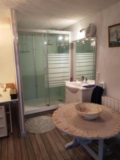 CHAMBRE PRIVÉE à LA FERME - - 2