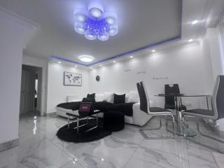 Luxury Birmingham City Centre Palace - Birmingham - 4