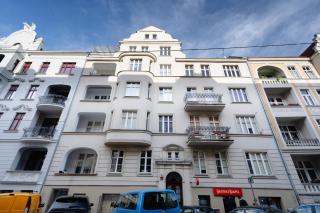 Elegant Very Berry Studios in Poznań Center by Noclegi Renters - Poznan - 7