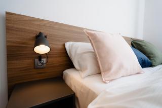 Elegant Very Berry Studios in Poznań Center by Noclegi Renters - Poznan - 4