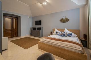 Modern and Spacious Apartments in City Center - Prague - 4