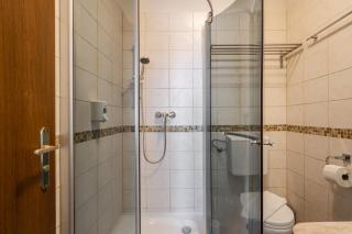 Elit Boutique Rooms- Best Location by BQA - Budapest - 3