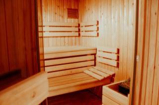 Luxus Familienvilla mit Jacuzzi & Sauna 2 - 3