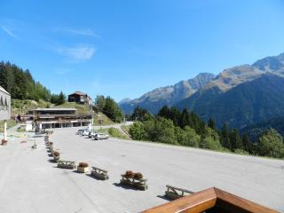 Appartement 6 pers, 1 cabine, au pied des pistes, balcon, ascenseur - FR-1-557A-50 - 3