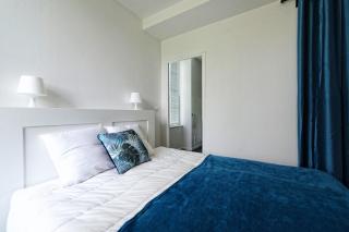 LA MARSEILLAISE 15 PERS PISCINE - 2