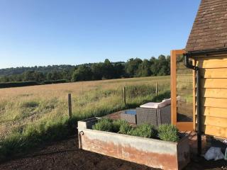 The Cowshed, Tunbridge Wells - 8