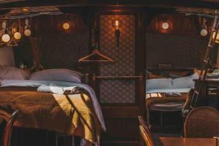 AMAZING PRIVATE LUXURY BOAT ACCOMMODATION - Amsterdam - 7