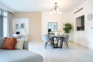 HiGuests - Elegant Apt With Terrace Minutes from Burj Khalifa - Dubai - 6