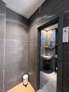 Meow Hotel & Cafe - Ho Chi Minh - 7