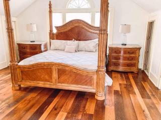 The Gator Manor – 6 Bedrooms Walk to UF / Stadium - Gainesville - 7