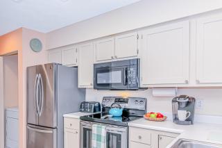 3rd Floor Waterfront Condo Sleeps 6 - 2 bed 2 bath Waterway Village 16G Awesome Views - Myrtle Beach - 6