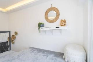 Tropical Loft with working station in JVC - Dubai - 2